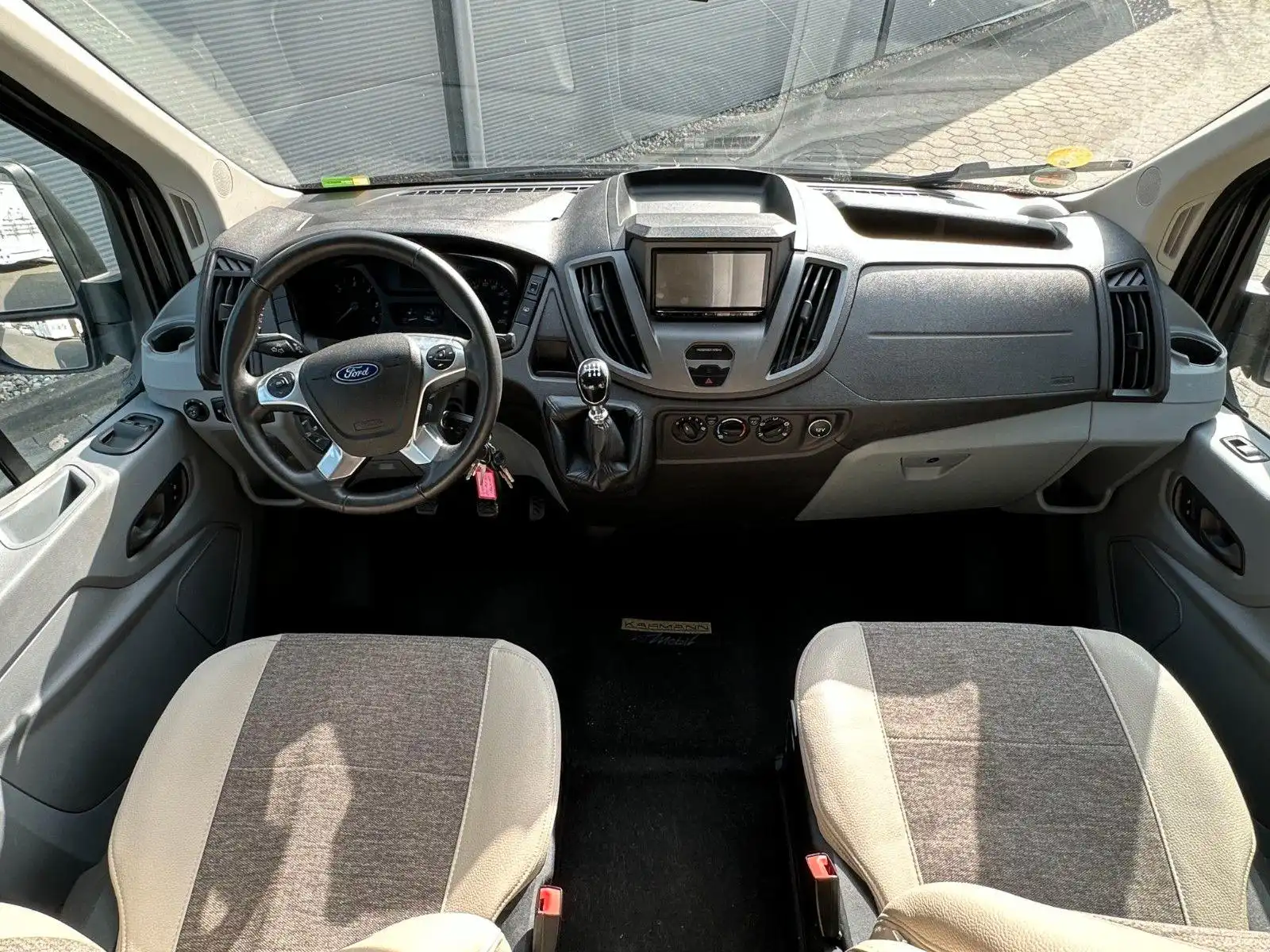 KARMANN Dexter 560 4x4 Allrad